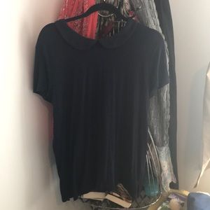 Navy shirt sleeve shirt with adorable collar. Lrg